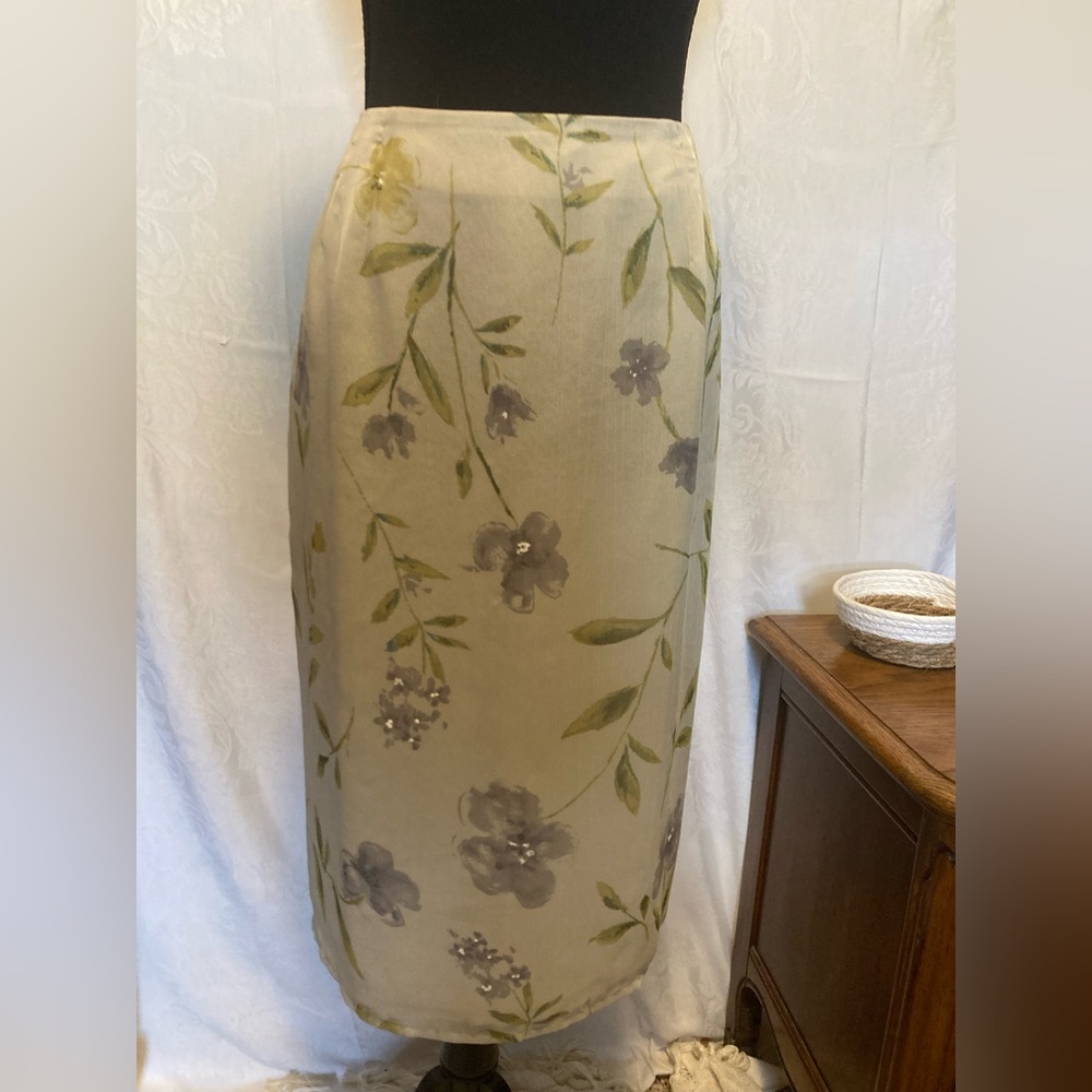 Susan Bristol Y2K Size 12 Green and Purple Floral Skirt